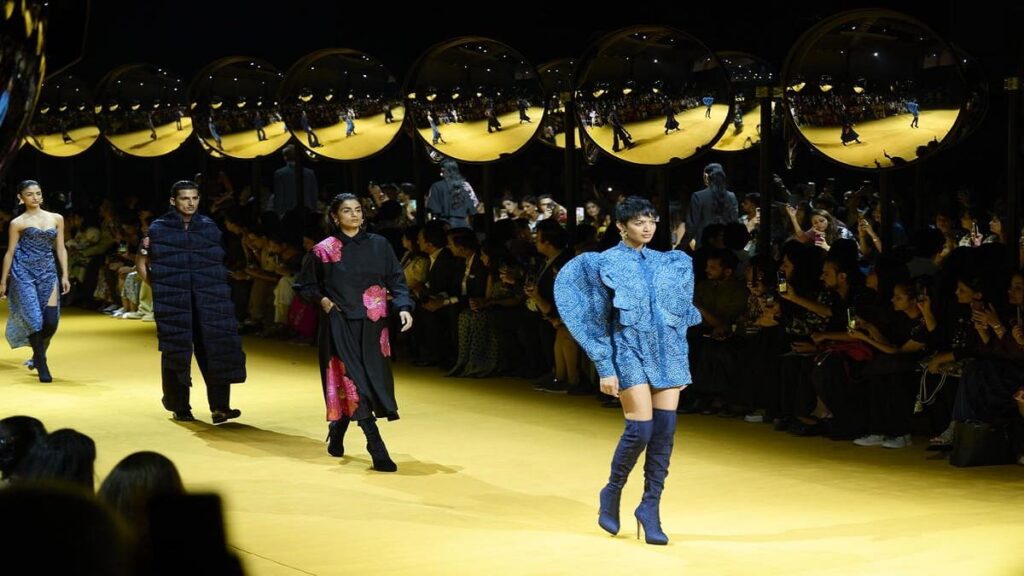 fashion runway event india models walking audience live show